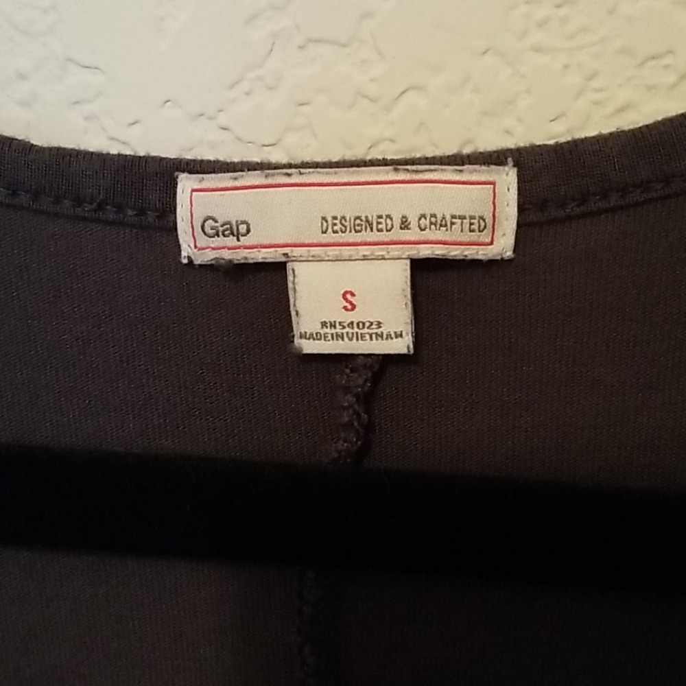 Simple Top - Picture 3 of 3